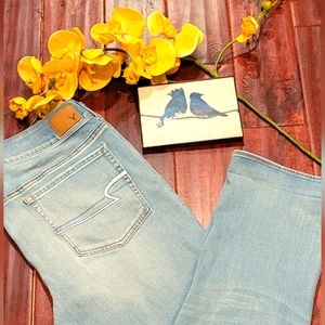 Women's American Eagle Jeans
